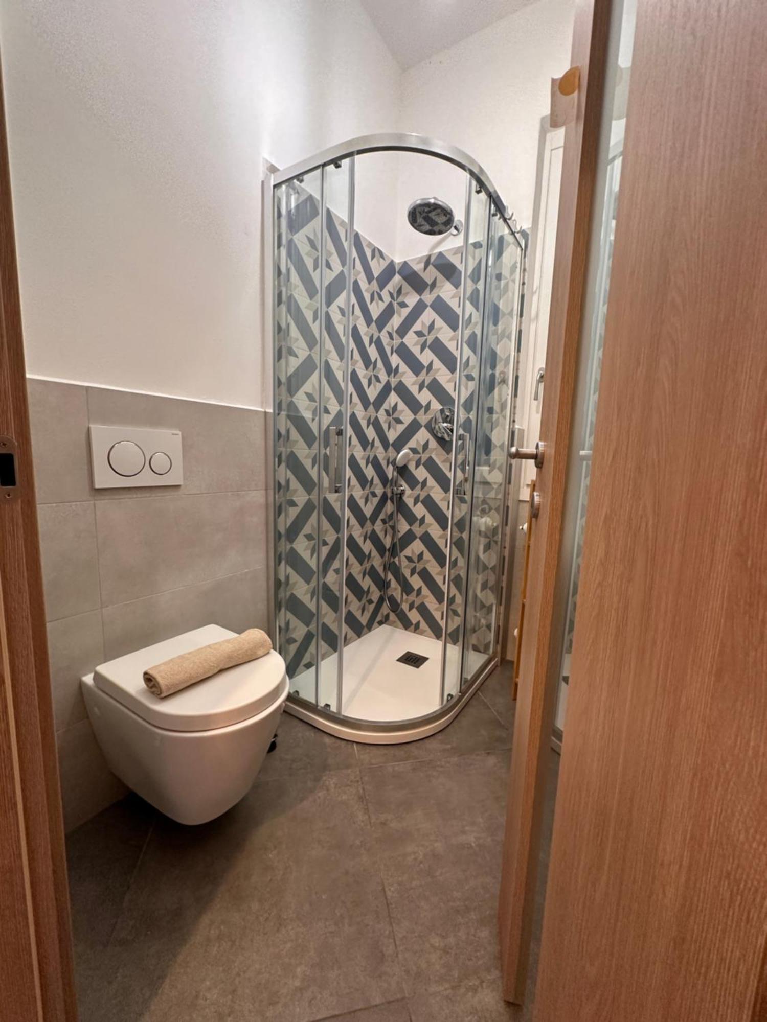 Casa Ling -Ac - Parking-2Bathrooms 코모 외부 사진