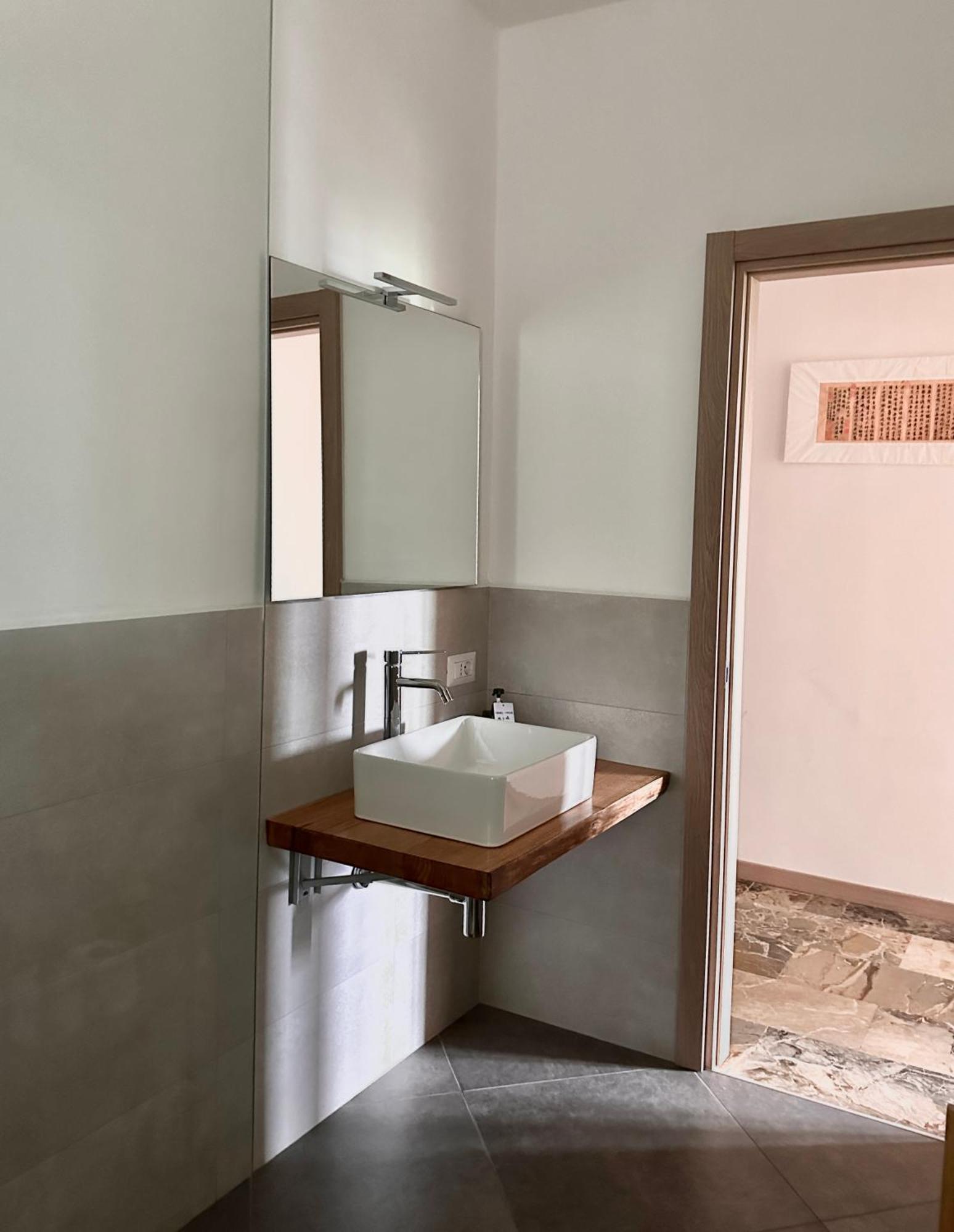 Casa Ling -Ac - Parking-2Bathrooms 코모 외부 사진